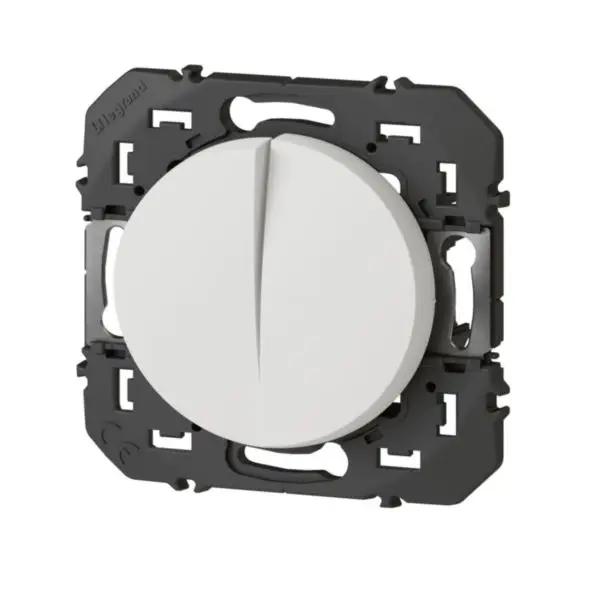 Double interrupteur ou va-et-vient dooxie 10AX 250V~ finition blanc 2