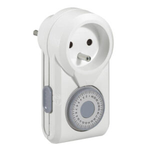 prise-progrcadran-journalier-2pt-10-16a